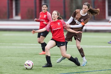 Bild 351 - wBJ FC St. Pauli - Walddoerfer SV : Ergebnis: 3:4